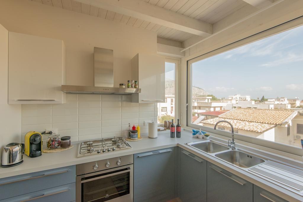 La Terrazza Del Baglio Apartment Mondello Luaran gambar